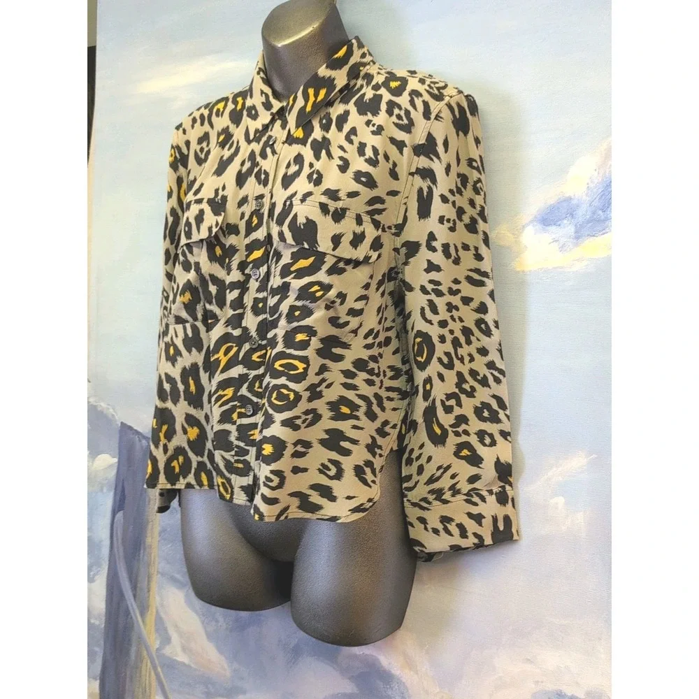 Equipment Femme M Silk Leopard Print Blouse In Fawn